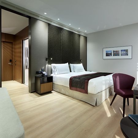 Eurostars Torre Sevilla Esterno foto